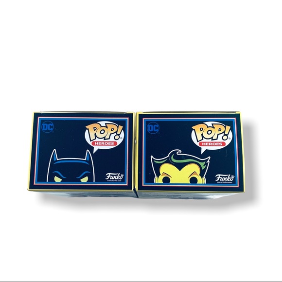 Funko Pop! Black Light Batman & Joker Special Edition! Both Ship In Protectors! - Picture 8 of 13